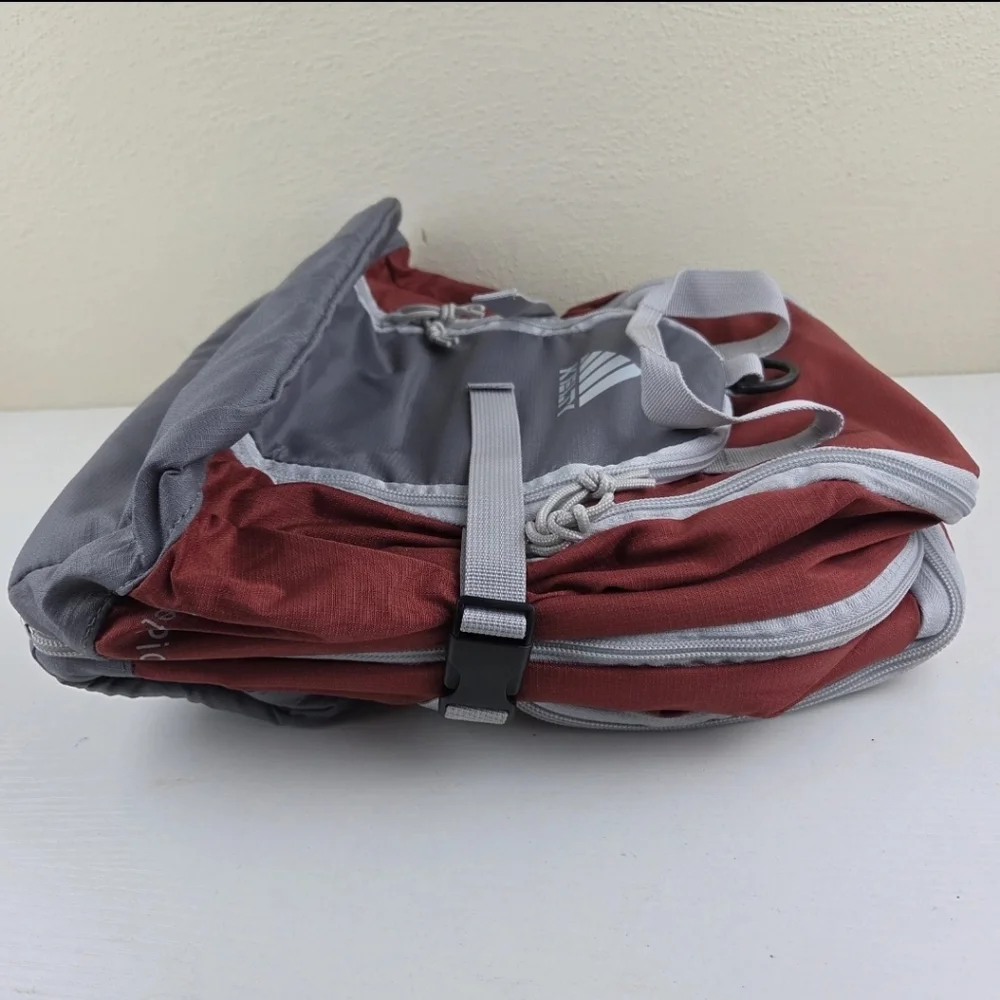 Kelty Red Gray Portable Pocket Picnic Table Backpack Hiking Camping Cooler‎ Bag